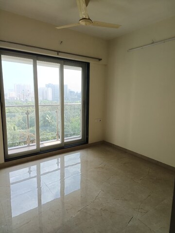 Room in 3 BHK Apartment at Mahavir Square, Manpada – for Rent