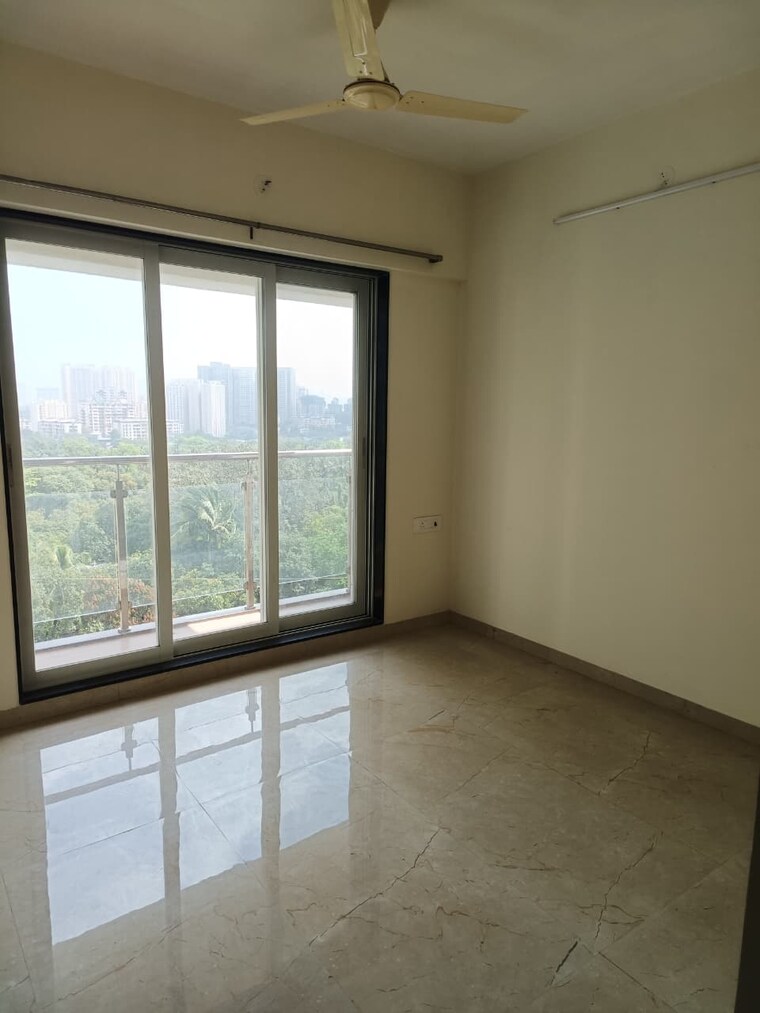 Room, mahavir-square 3 Bedroom 1250 Sq.Ft. Apartment In Manpada Thane 9383639