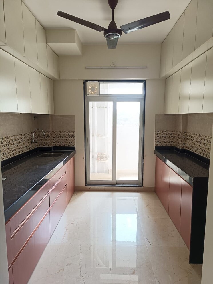 Kitchen, mahavir-square 3 Bedroom 1250 Sq.Ft. Apartment In Manpada Thane 9383639