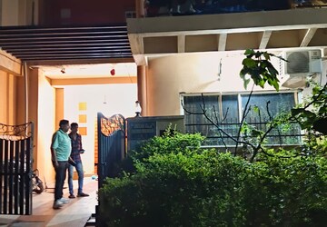 Balcony in 3 BHK Independent House at Mowa – for Rent