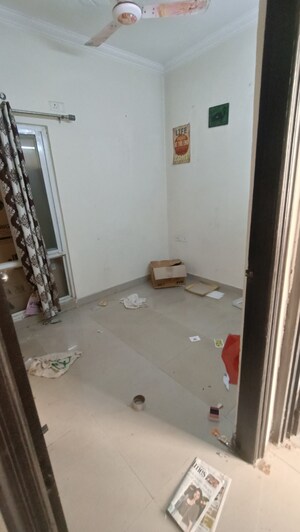 Bathroom in 2 BHK Apartment at Antriksh Golf View, Sector 78 – for Rent