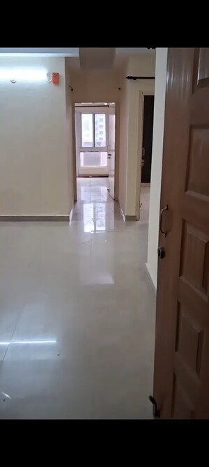 Room in 2.5 BHK Apartment at UPAVP Ganga Yamuna And Hindon Enclave, Pratap Vihar – for Rent