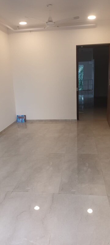 Room in 1 BHK Apartment at Abrol Signature, Malad West – for Sale