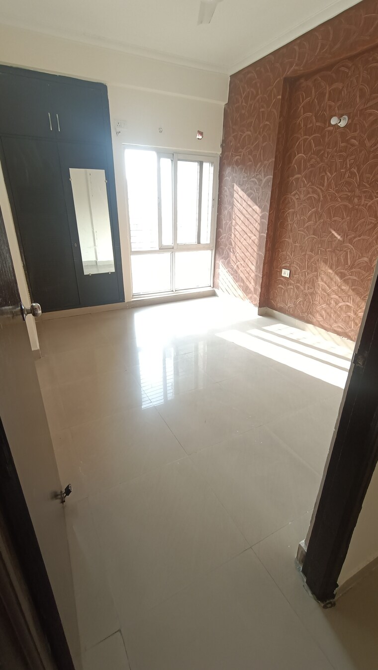 Room, antriksh-golf-view 2 Bedroom 1140 Sq.Ft. Apartment In Sector 78 Noida 9383711