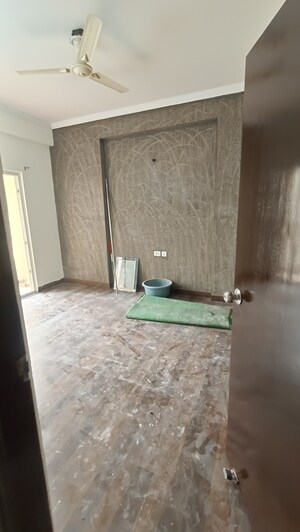 Bedroom in 2 BHK Apartment at Antriksh Golf View, Sector 78 – for Rent
