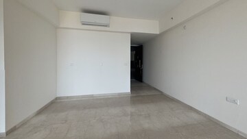 2 BHK Apartment For Rent in L&T Crescent Bay T2, Parel