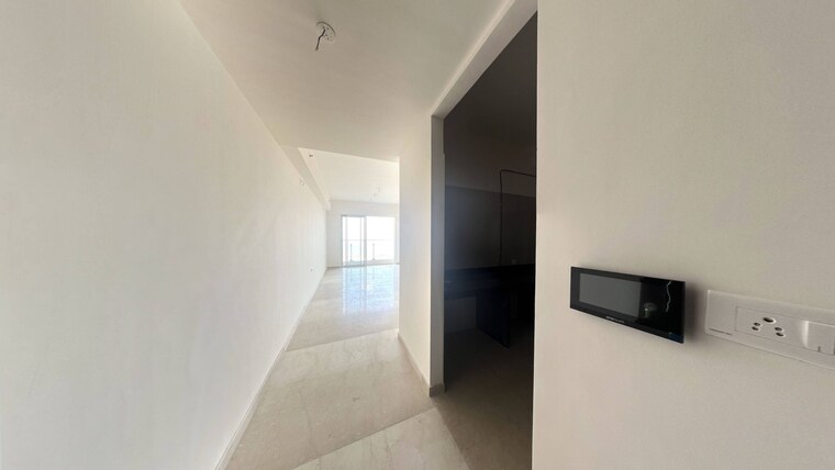 Room, l-t-crescent-bay-t2 2 Bedroom 788 Sq.Ft. Apartment In Parel Mumbai 9383716