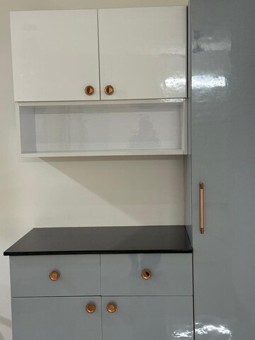 Furnished Amenities in 2.5 BHK Apartment at L&T Raintree Boulevard, Hebbal – for Rent