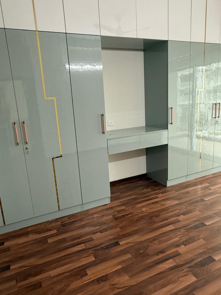 Bathroom, l-t-raintree-boulevard 2.5 Bedroom 1608 Sq.Ft. Apartment In Hebbal Bangalore 9383736