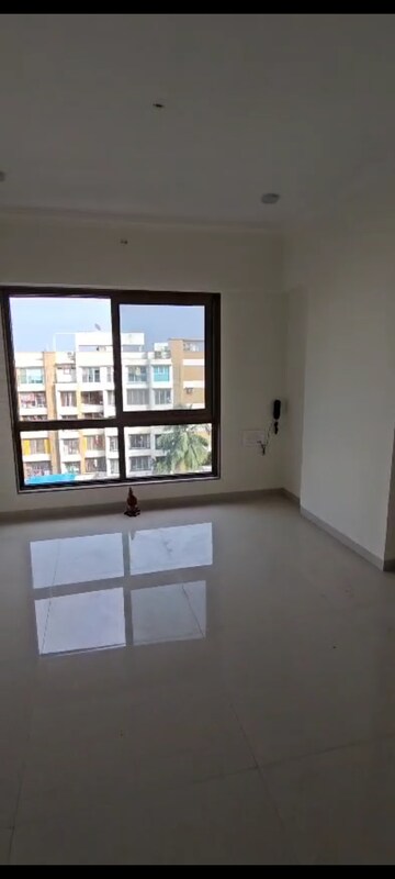 Room in 1 BHK Apartment at Jeevan Tara CHS, Vile Parle East – for Rent
