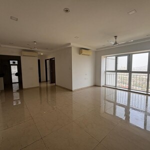 Room in 2 BHK Apartment at Ruparel Ariana, Police Line – for Rent