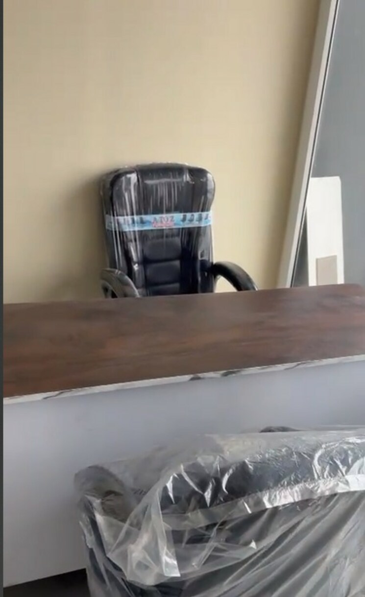 undefined, gaur-city-center Commercial Office Space 550 Sq.Ft. In Sector 4 Greater Noida Greater Noida 9383798