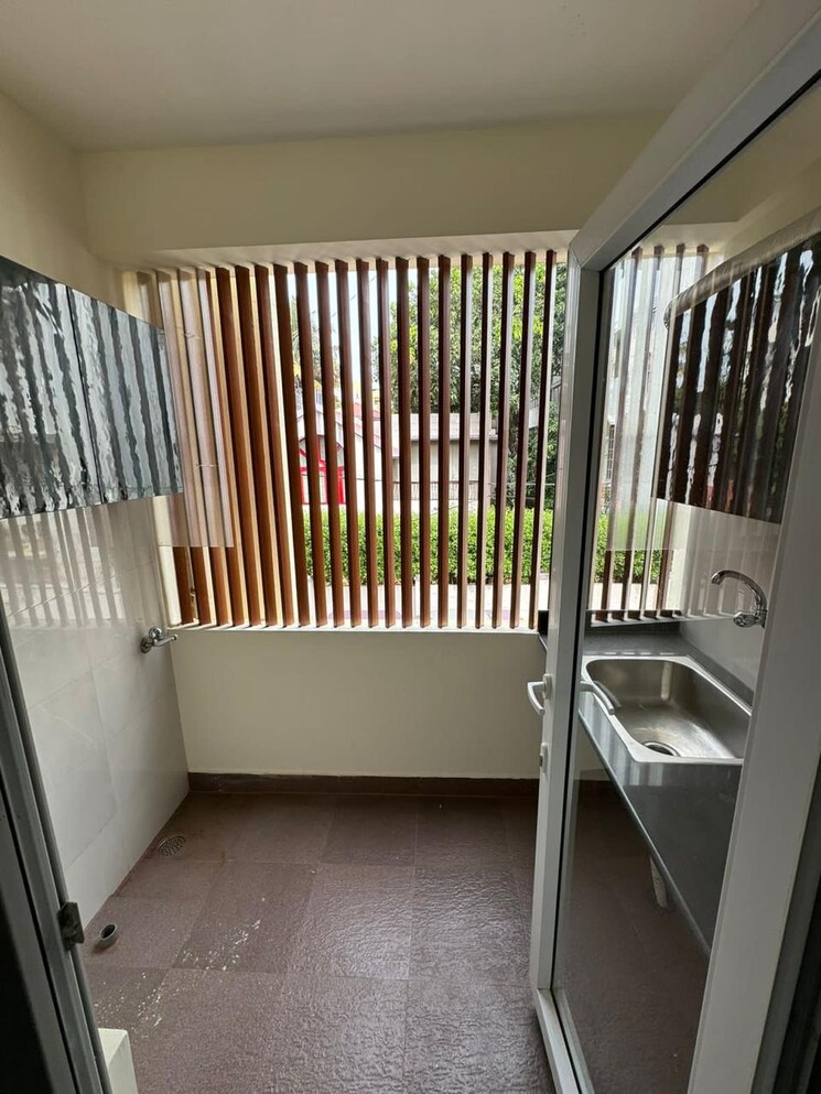 Balcony, kalyan nagar 2 Bedroom 1200 Sq.Ft. Apartment In Kalyan Nagar Bangalore 9383814