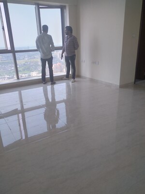 Building Lobby in 3.5 BHK Apartment at Sheth Auris Serenity Tower 1, Malad West – for Sale