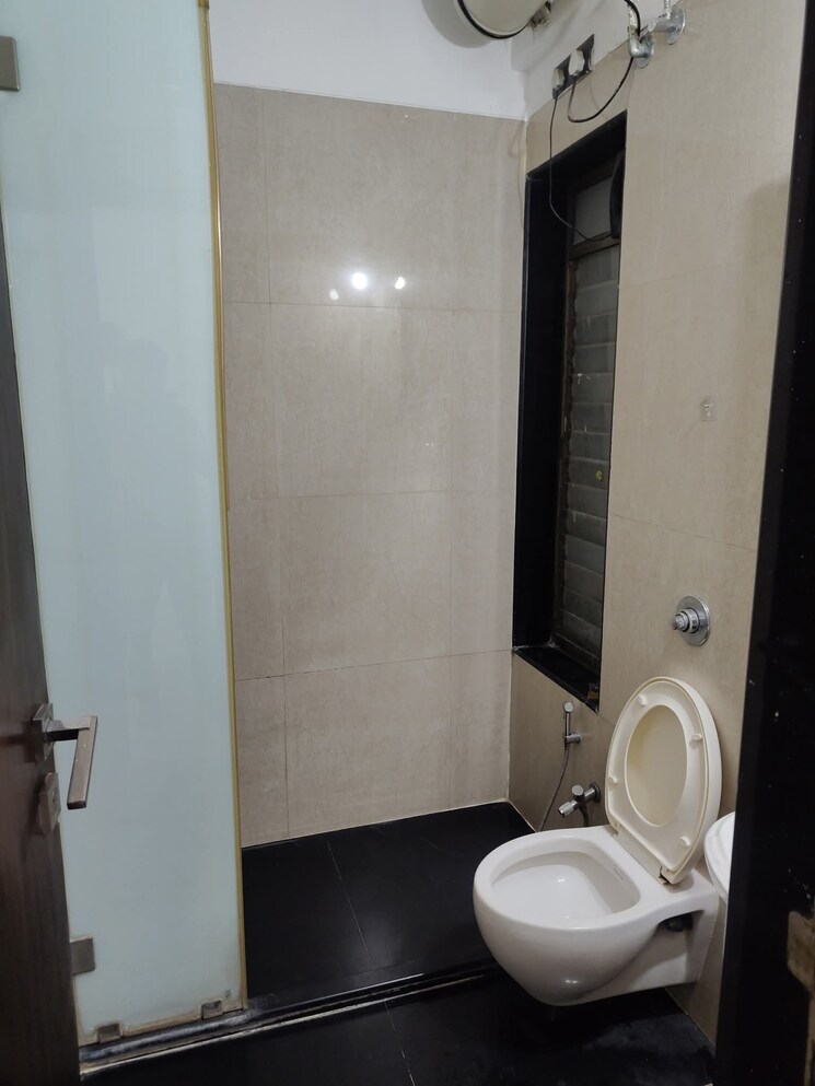 Bathroom, satellite-tower 2 Bedroom 1420 Sq.Ft. Apartment In Goregaon East Mumbai 9383891