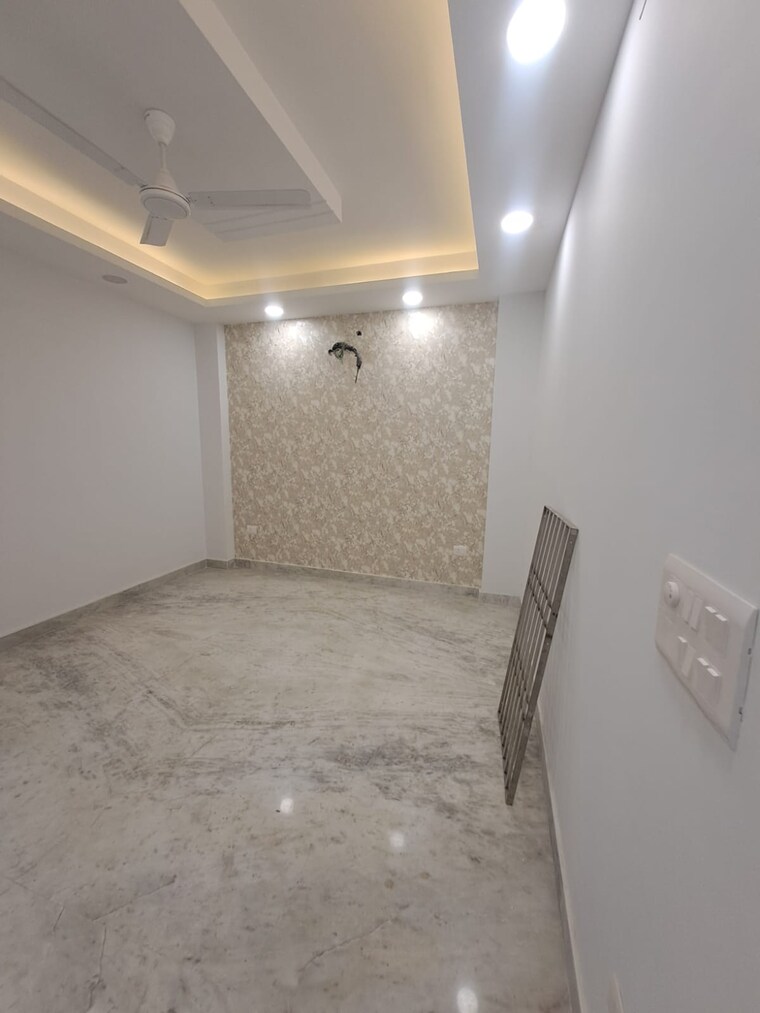 Room, malviya nagar 3 Bedroom 1400 Sq.Ft. Builder Floor In Malviya Nagar Delhi 9383892
