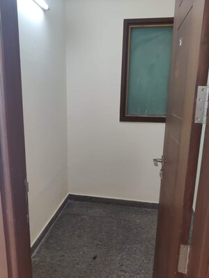  2 BHK Builder Floor at Malviya Nagar – for Rent