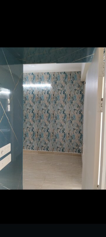 Furnished Amenities in 1 BHK Apartment at Gaur City 2 - 14th Avenue, Sector 16c Greater Noida – for Rent