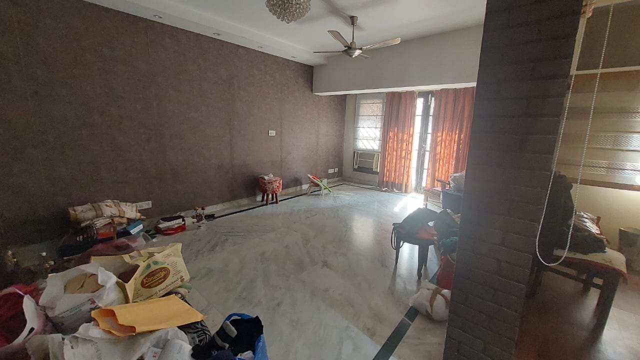 5 BHK Apartment For Sale in Sarita Vihar Pocket-C RWA