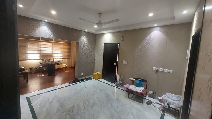 Bedroom, sarita-vihar-pocket-c-rwa 5 Bedroom 2500 Sq.Ft. Apartment In Sarita Vihar Delhi 9383931