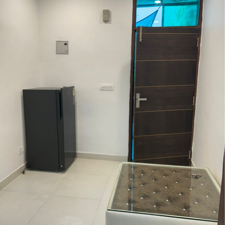 Room, malviya nagar 1 Bedroom 700 Sq.Ft. Builder Floor In Malviya Nagar Delhi 9383937