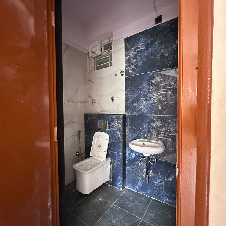 Bathroom, padmanabha nagar 3 Bedroom 1500 Sq.Ft. Builder Floor In Padmanabha Nagar Bangalore 9383943