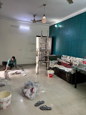 Living Room in 2 BHK Apartment at Antriksh Golf View, Sector 78 – for Rent