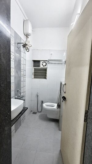 Bathroom in 3 BHK Villa at Wadgaon Sheri – for Rent