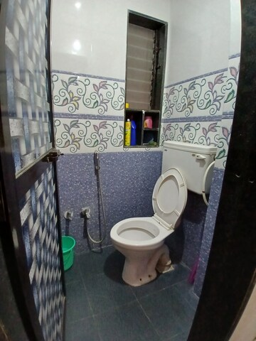 Team Area in 1 BHK Apartment at Jaspark CHS, Goregaon East – for Rent