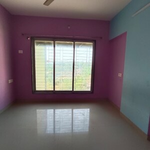 Room in 2 BHK Apartment at Pushkraj Apartments, Goregaon East – for Rent