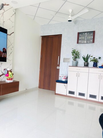 Room in 2 BHK Apartment at Diamond Garden, Chembur – for Sale