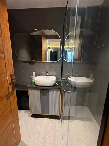 Bathroom in 4 BHK Builder Floor at Ardee City, Sector 52 – for Sale