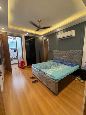 Bedroom in 4 BHK Builder Floor at Ardee City, Sector 52 – for Sale