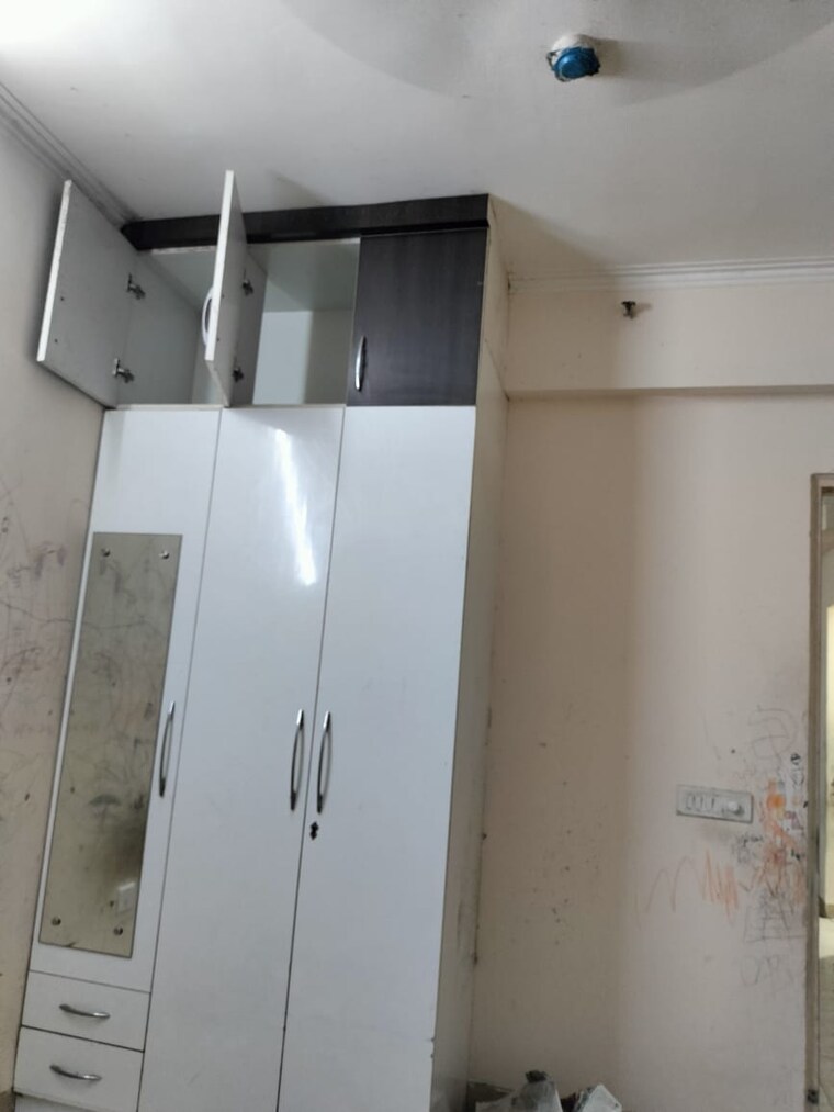 Kitchen, mahagun-mywoods 3 Bedroom 721 Sq.Ft. Apartment In Sector 16c Greater Noida Greater Noida 9383975