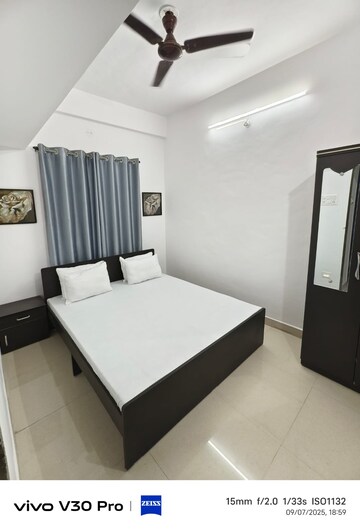 Team Area in 1 BHK Builder Floor at Kharadi – for Rent