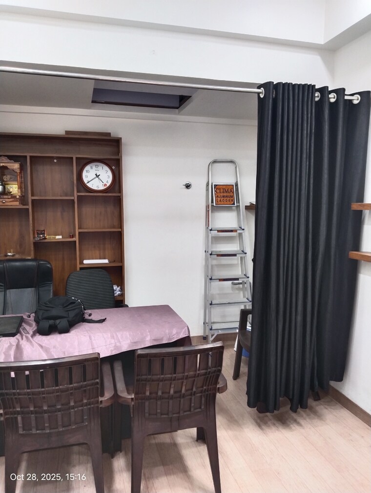 Living Room, navkar-building Commercial Shop 200 Sq.Ft. In Nalasopara West Palghar 9383992