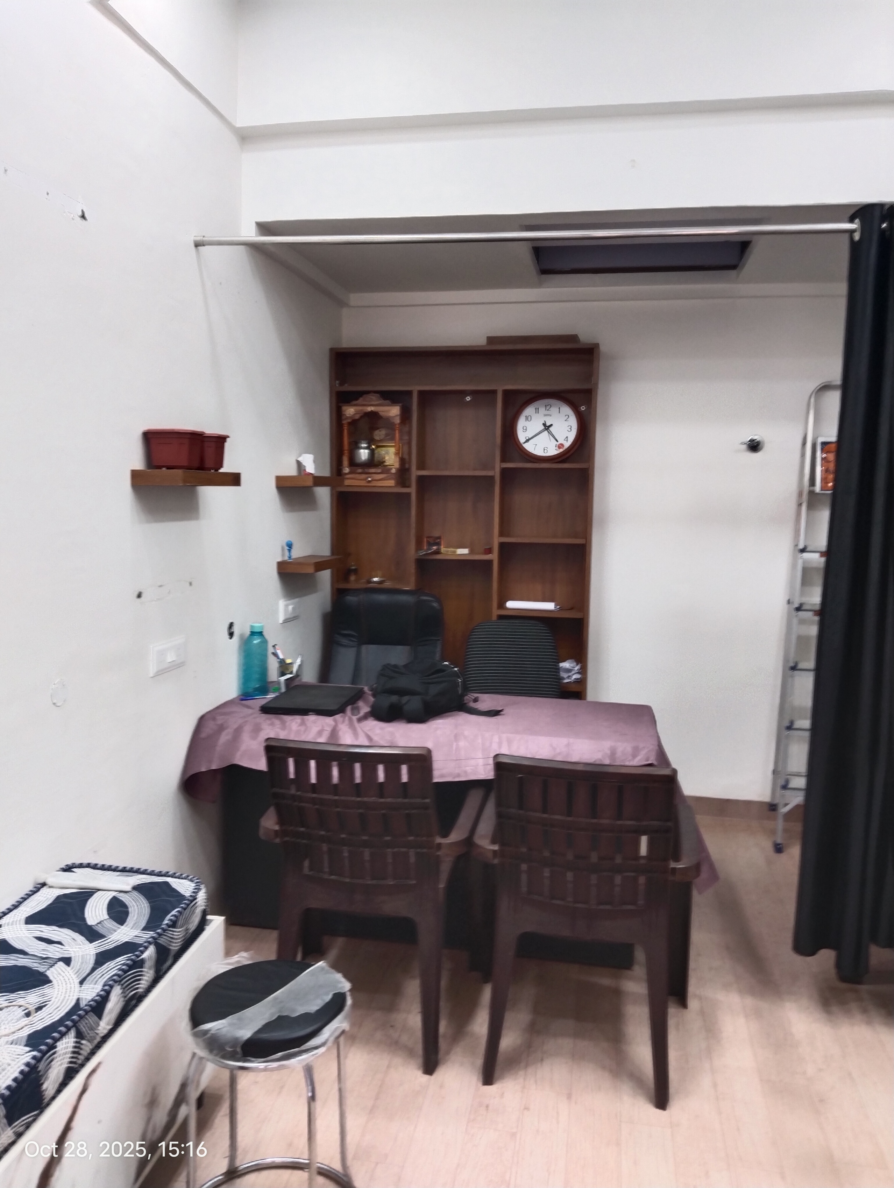 Retail Shop For Sale in Navkar Building