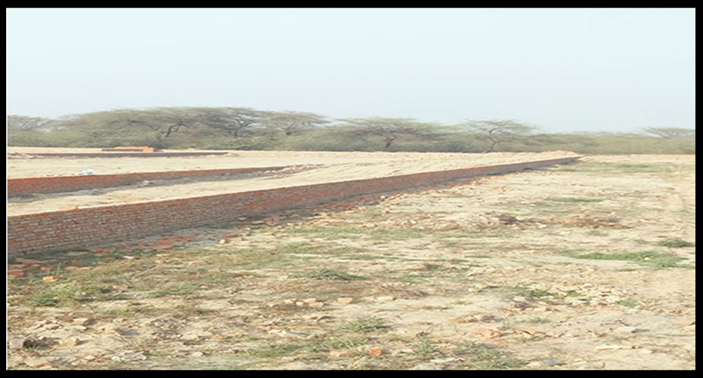 Plot For Sale in Jewar