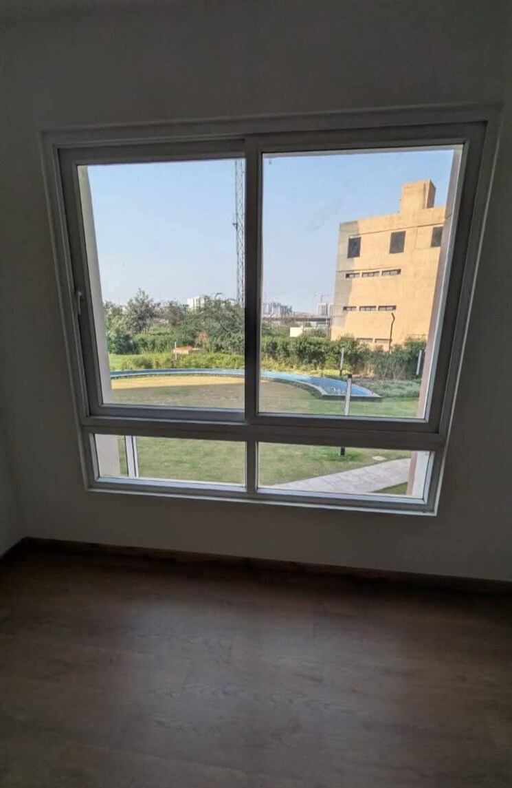 Room, hero-homes-gurgaon 2 Bedroom 1099 Sq.Ft. Apartment In Sector 104 Gurgaon 9384003