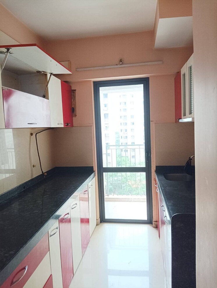 Kitchen, lodha-palava-city-lakeshore-greens 1.5 Bedroom 638 Sq.Ft. Apartment In Dombivli East Thane 9384009
