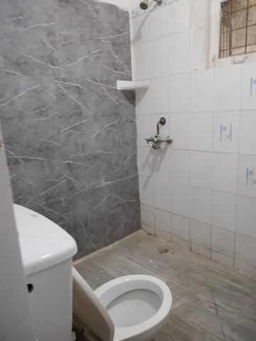 Bathroom in 3 BHK Builder Floor at Sai Kunj New Palam  vihar, New Palam Vihar Phase 3 – for Rent