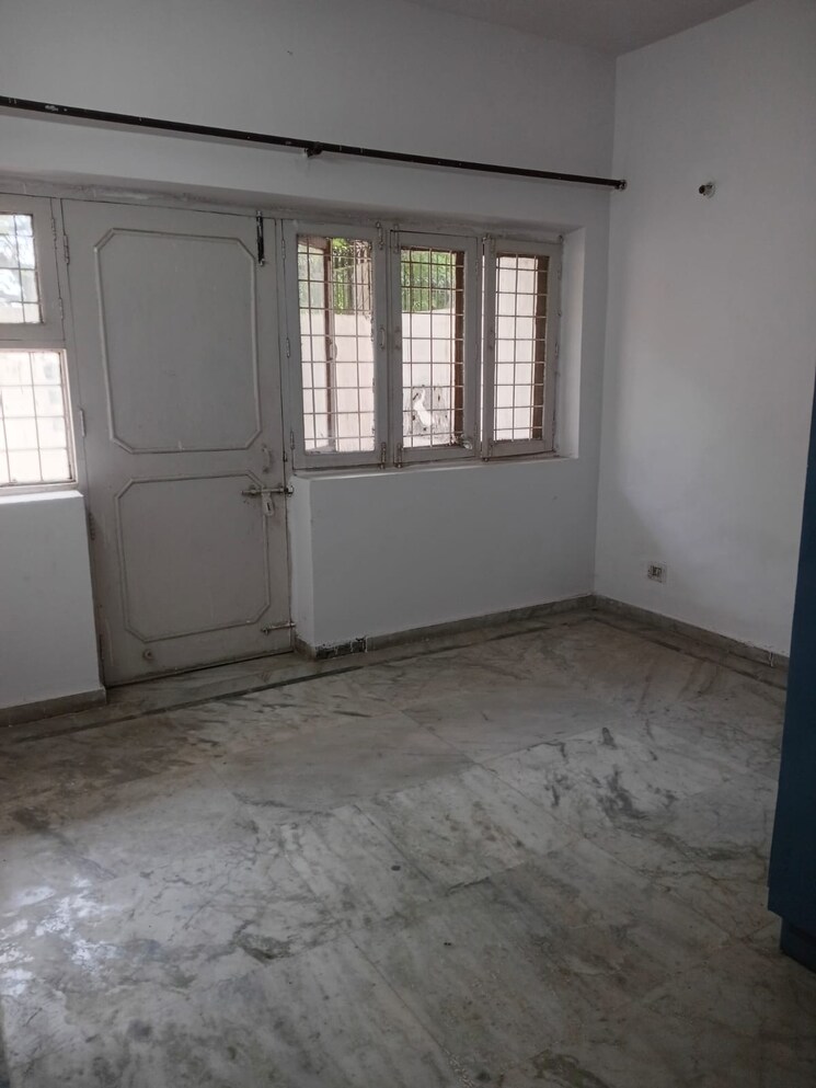 Room, sai-kunj-new-palam-vihar 3 Bedroom 2500 Sq.Ft. Builder Floor In New Palam Vihar Phase 3 Gurgaon 9384012