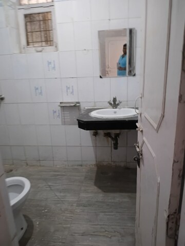 Bathroom in 3 BHK Builder Floor at Sai Kunj New Palam  vihar, New Palam Vihar Phase 3 – for Rent