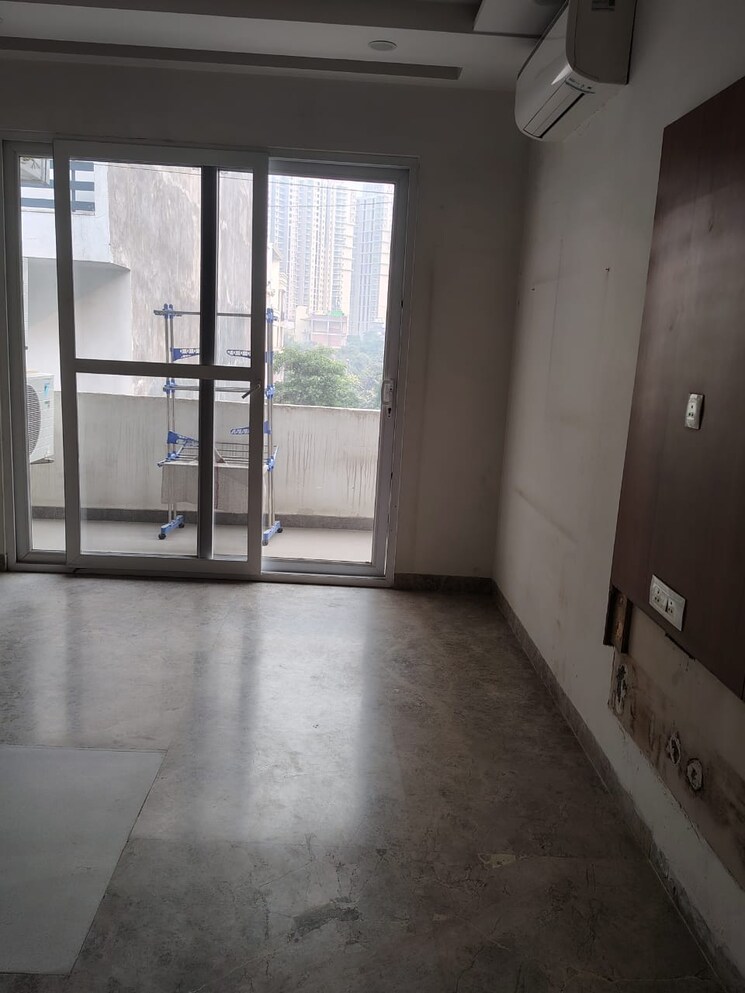 Room, dlf-city-phase-v 3 Bedroom 2400 Sq.Ft. Builder Floor In Dlf Phase V Gurgaon 9384021