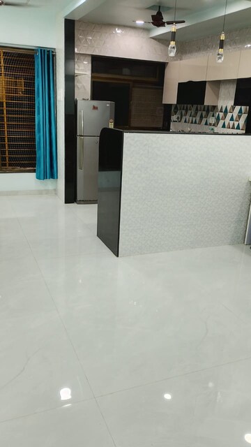 Room in 2 BHK Apartment at Diamond Garden, Chembur – for Rent