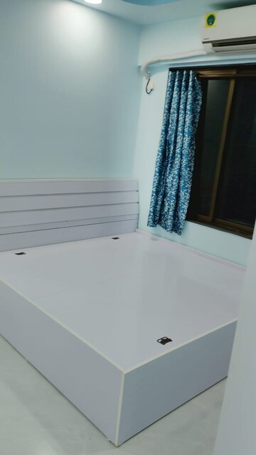 Furnished Amenities in 2 BHK Apartment at Diamond Garden, Chembur – for Rent