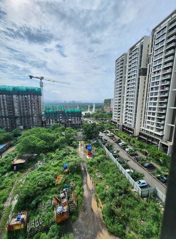 2 BHK Apartment For Rent in Lodha Palava City Lakeshore Greens, Dombivli East