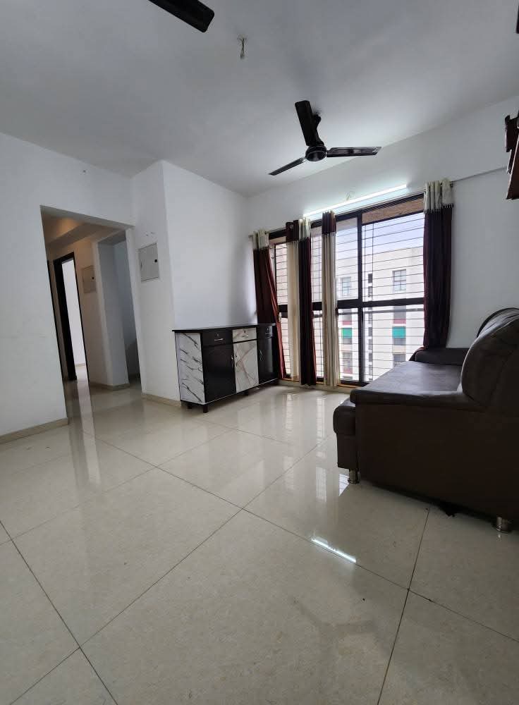 2 BHK + Pooja Room Apartment For Rent in Lodha Palava City Lakeshore Greens