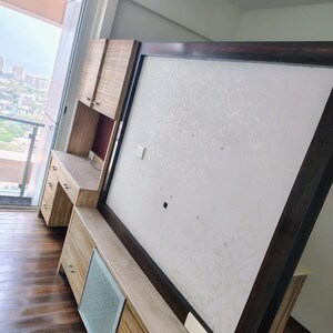 Furnished Amenities in 2 BHK Apartment at Accord CHS Andheri West, Lokhandwala Complex – for Rent