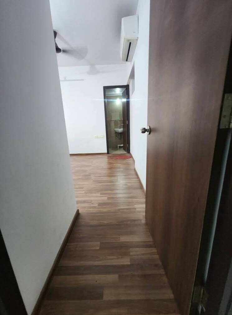 Master Bedroom, lodha-palava-city-lakeshore-greens 1.5 Bedroom 639 Sq.Ft. Apartment In Dombivli East Thane 9384028